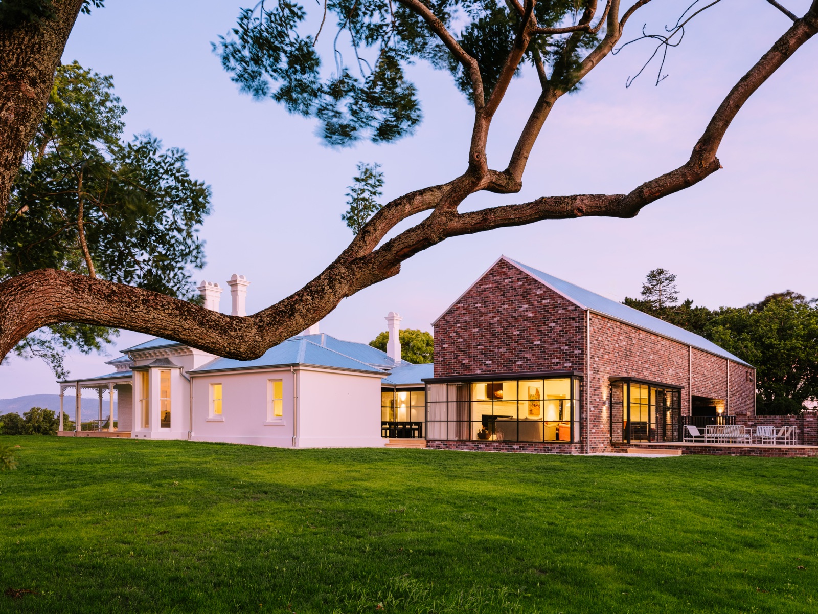 Leighton House wedding venue in Tasmania