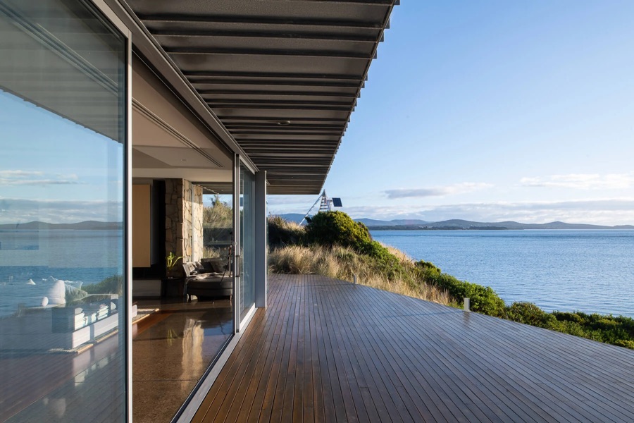 Low Head Beach House venue detail 1