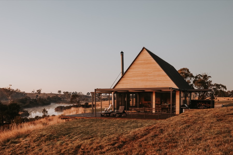 Swan River Sanctuary wedding venue in Tasmania